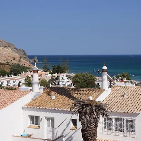 Casa de Férias Townhouse Near The Sea With Plenty Of Sunlight